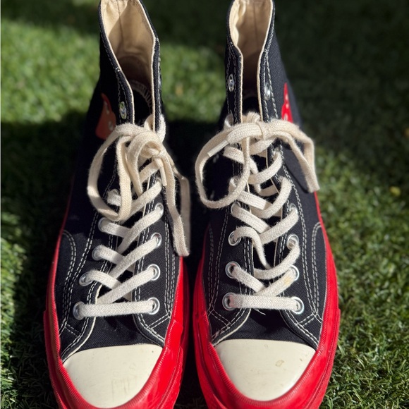 Converse - Picture 2 of 5